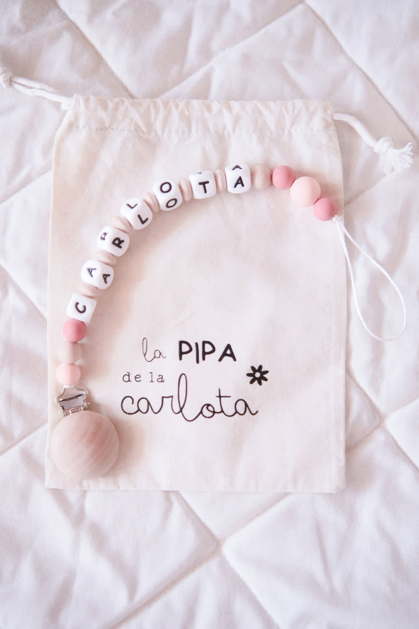 Chupetero con nombre personalizado