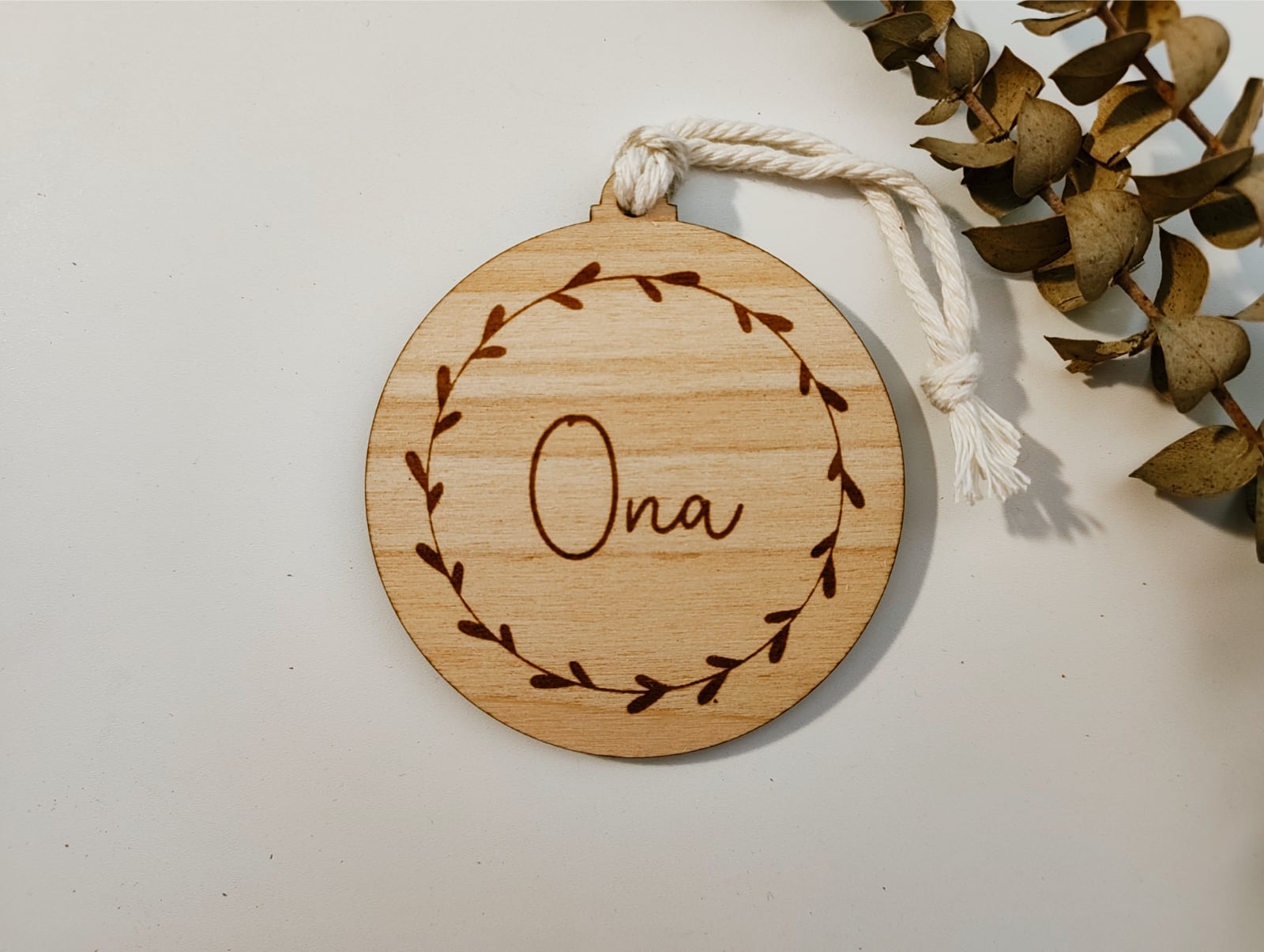 Bola de Nadal Corona i nom