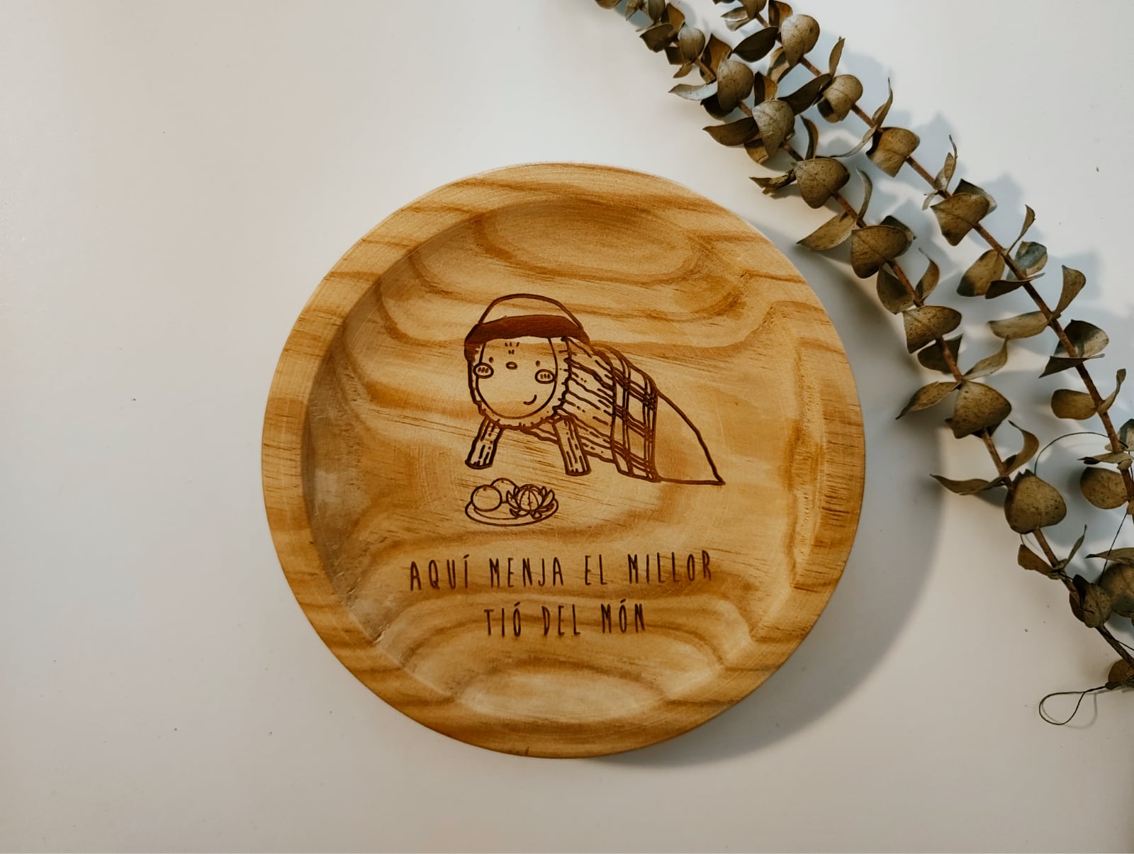 Plat de fusta pel Tió de Nadal