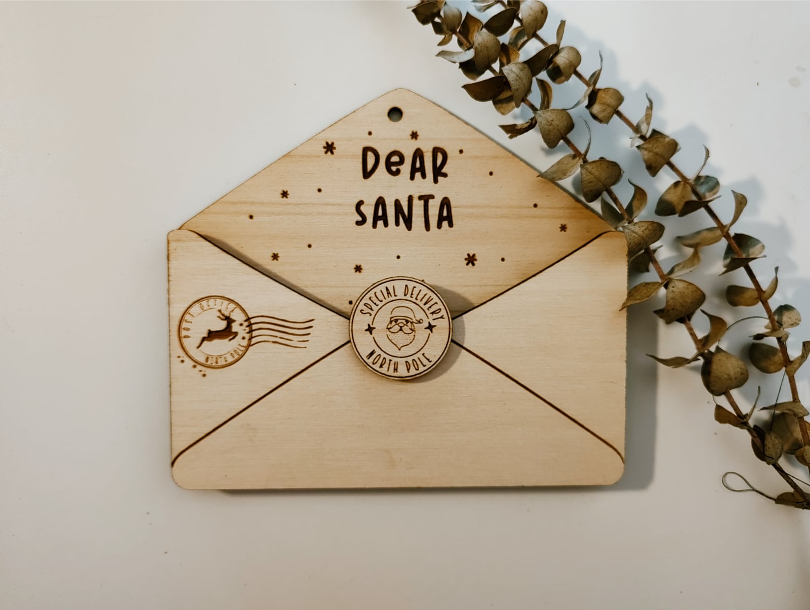 Sobre de fusta de Santa
